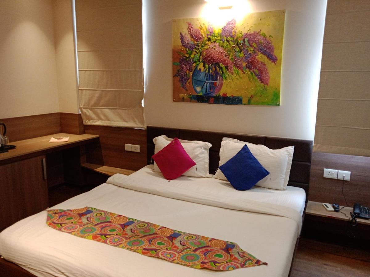 Fleur Hotel Jaipur Dış mekan fotoğraf