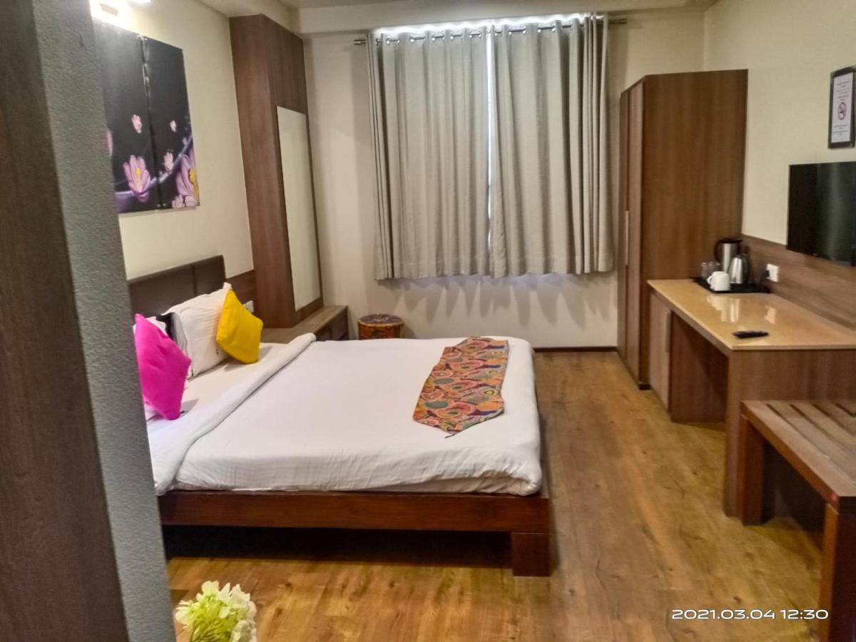 Fleur Hotel Jaipur Dış mekan fotoğraf