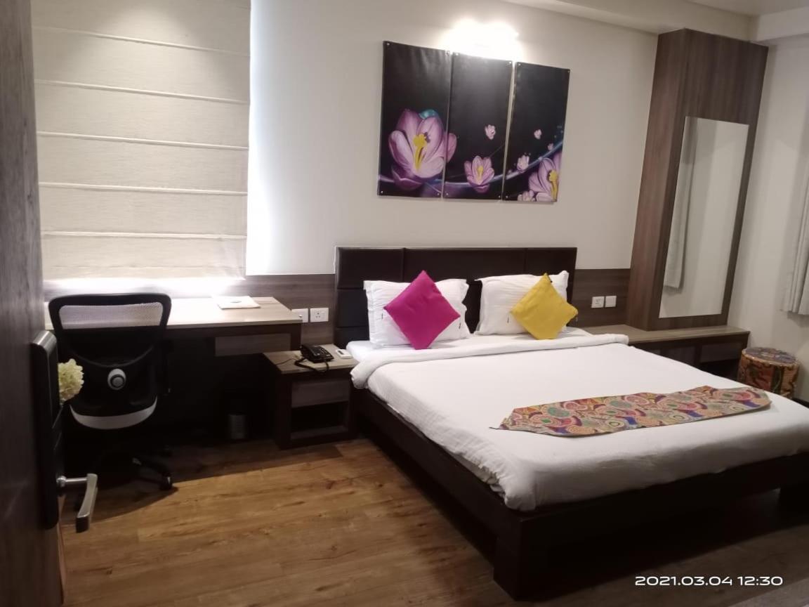 Fleur Hotel Jaipur Dış mekan fotoğraf